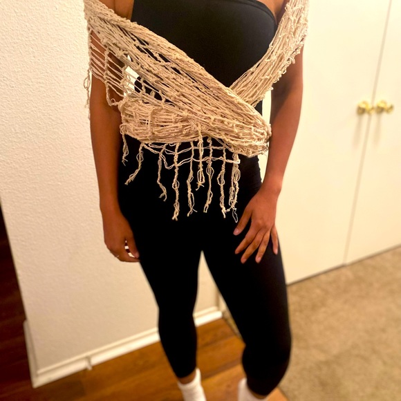 Urban Outfitters Fishnet Scarf - Picture 2 of 3